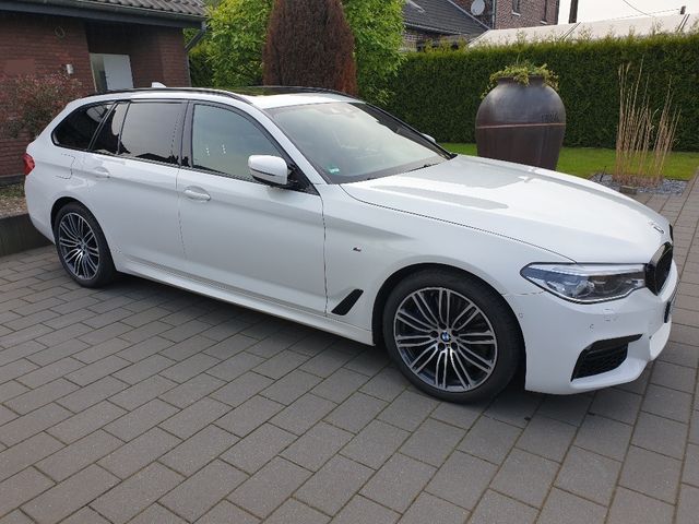 BMW 540d xDrive Touring M-Paket