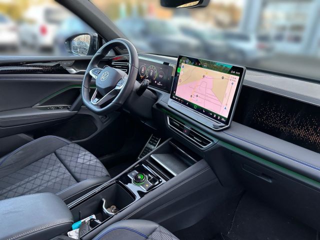 Tiguan R-Line 1.5 eTSI OPF DSG AHK Navi Panorama