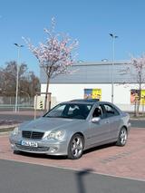 Mercedes-Benz Mercedes C270 CDI W203 - Mercedes-Benz C 270 mit Diesel-Antrieb