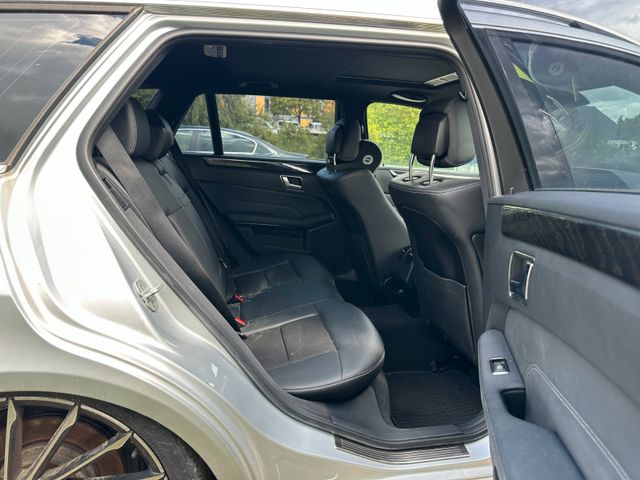 MYAUTOCENTER – Gebraucht- und Jahreswagen mit Werkstattservice in Pfaffenhofen Mercedes-Benz E 350d T Avantgarde 4-Matic *NAVI*AHK*LED*SHZ*