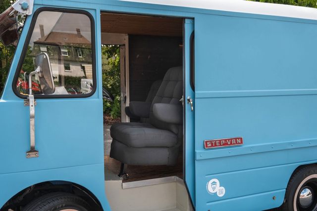 Chevrolet Step Van P10  Lege Koch-Mobil