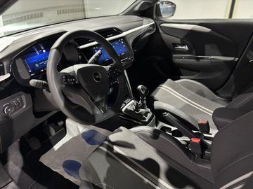 Fotografie 15 des Opel Corsa 1.2 Direct Injection Turbo GS