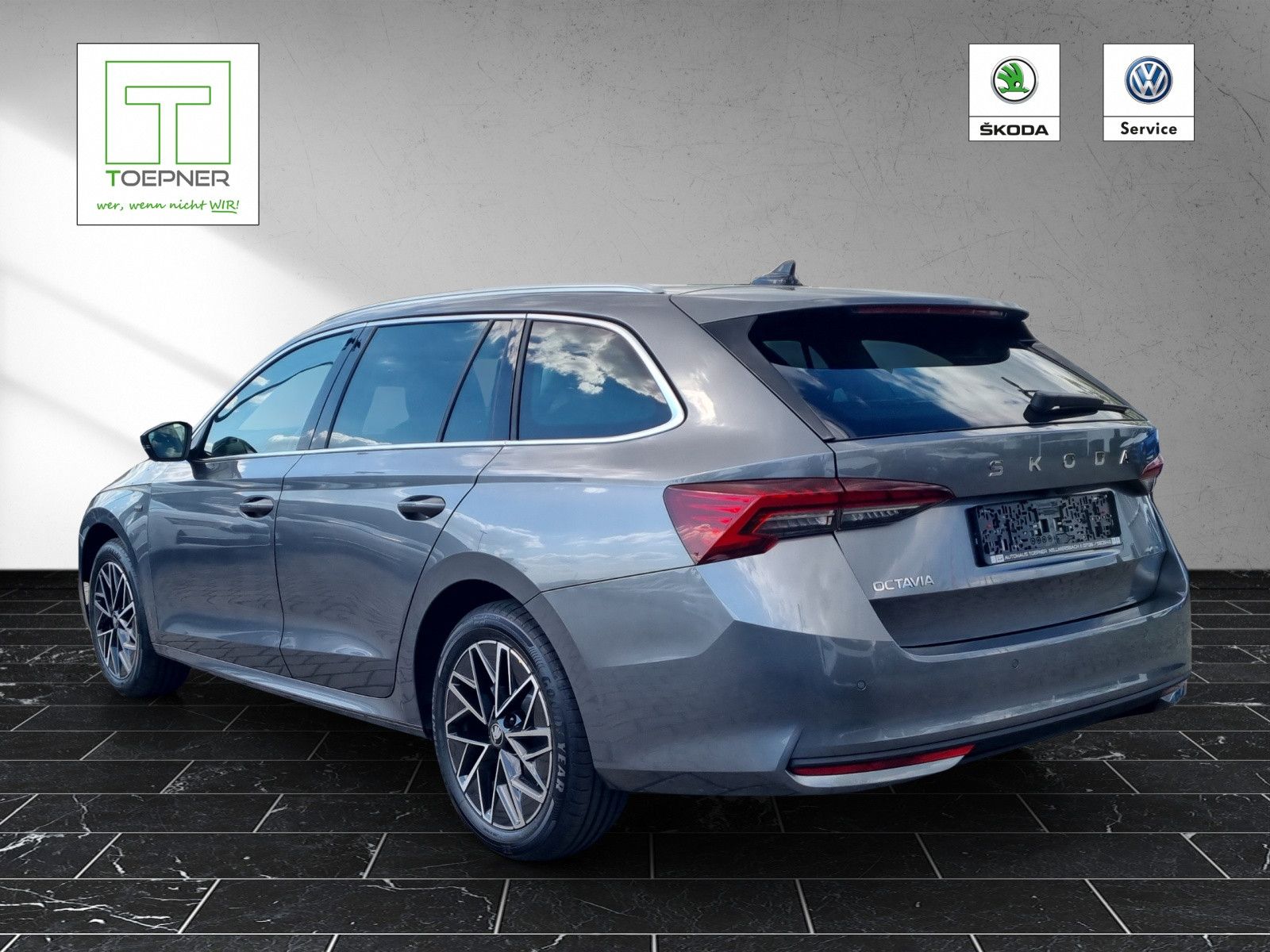 Fahrzeugabbildung SKODA Octavia Combi Tour 2.0 TDI AHK Licht&Sicht+ Win+