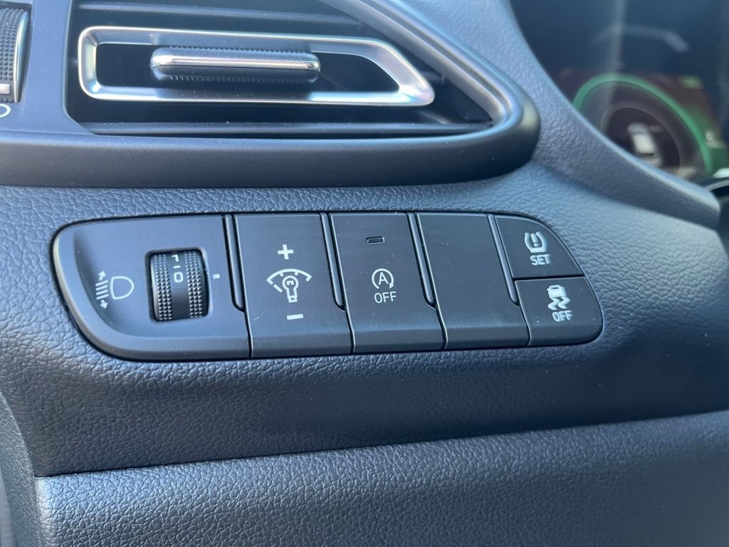 Hyundai i30 1.0 T-GDI 48V-Hybrid Trend – Bild 23