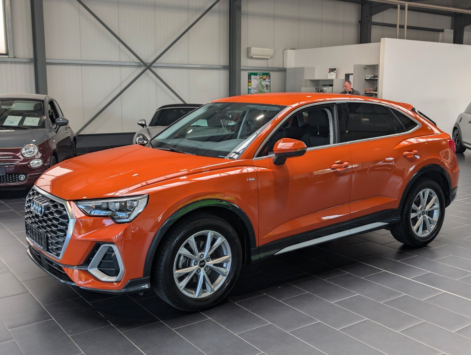 Audi Q3 35 TDI Sportback S tronic S line 8-fach foto 1