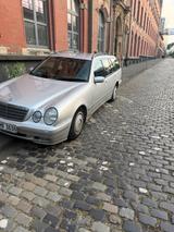 Mercedes-Benz Mercedes E200 Kompressor (163 PS) | TÜV NEU - gebrauchte Mercedes-Benz E 200 aus dem Jahr 2002