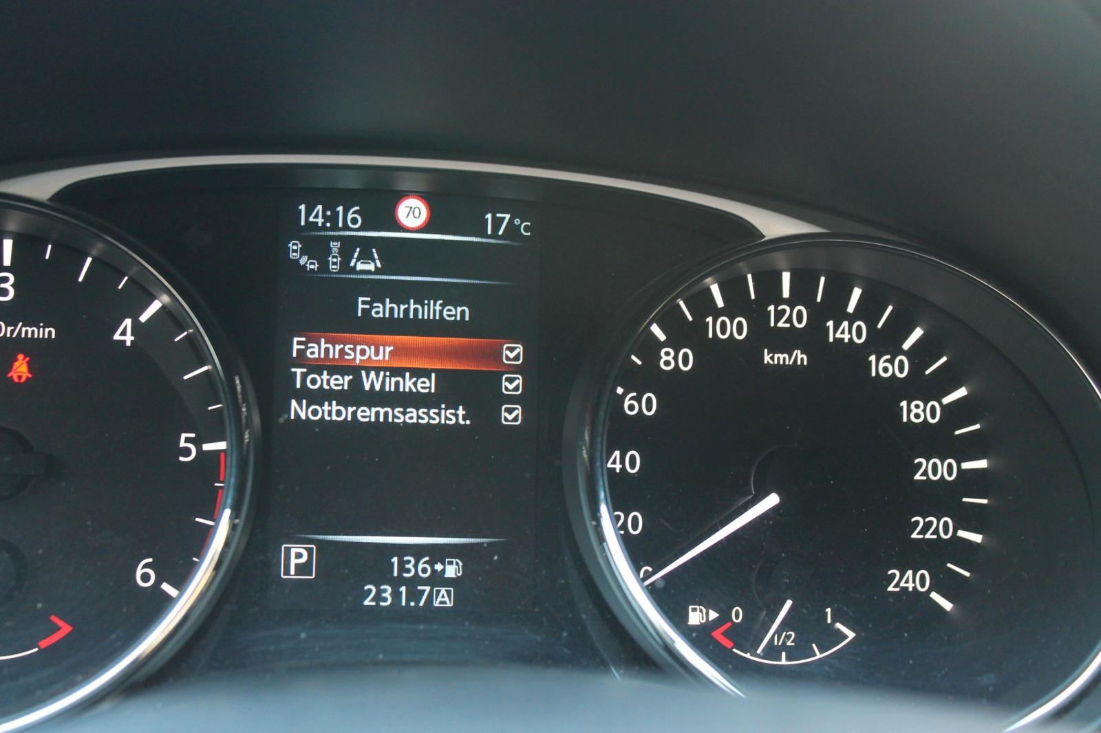 Nissan X-Trail 1.6 dCi Aut.*P-Dach*LED*AHK*Navi*360°
