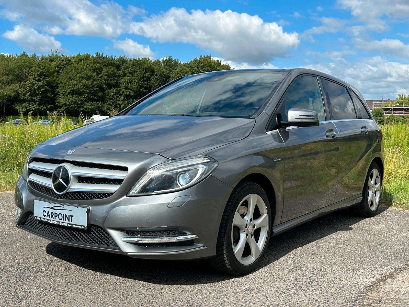 Mercedes-Benz B 200 Panorama Navi Kamera PDC Xenon