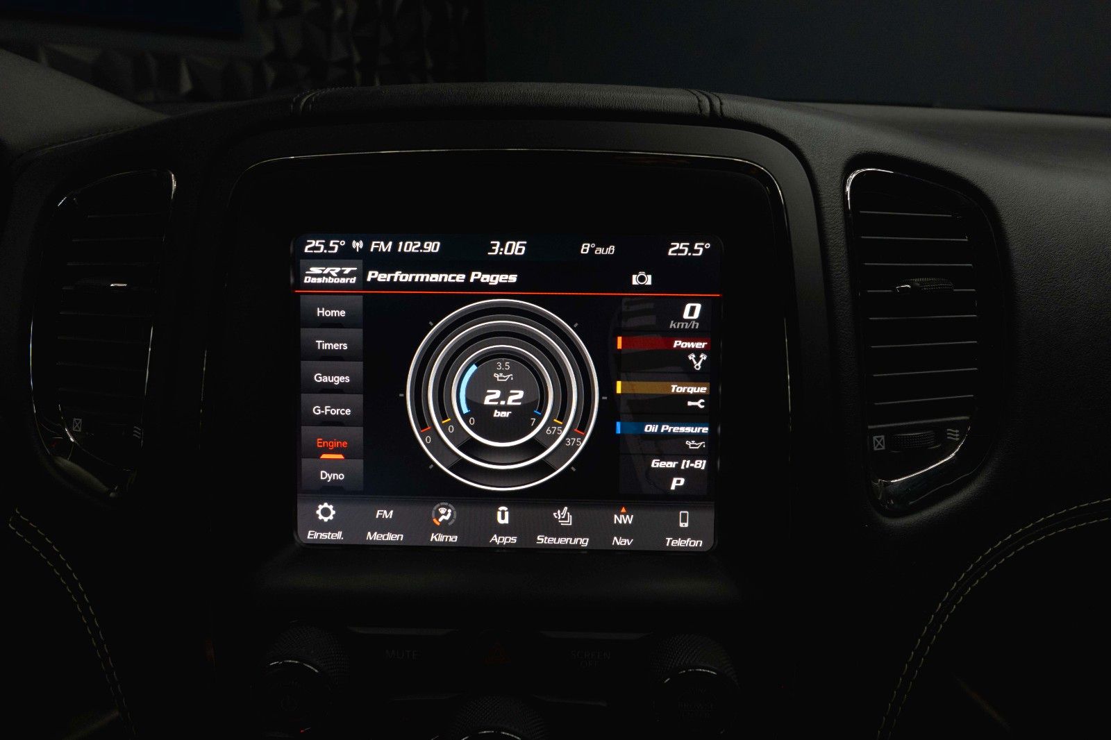 Fahrzeugabbildung Dodge Durango 6.4 V8 SRT Performance 4x4 Night-Paket