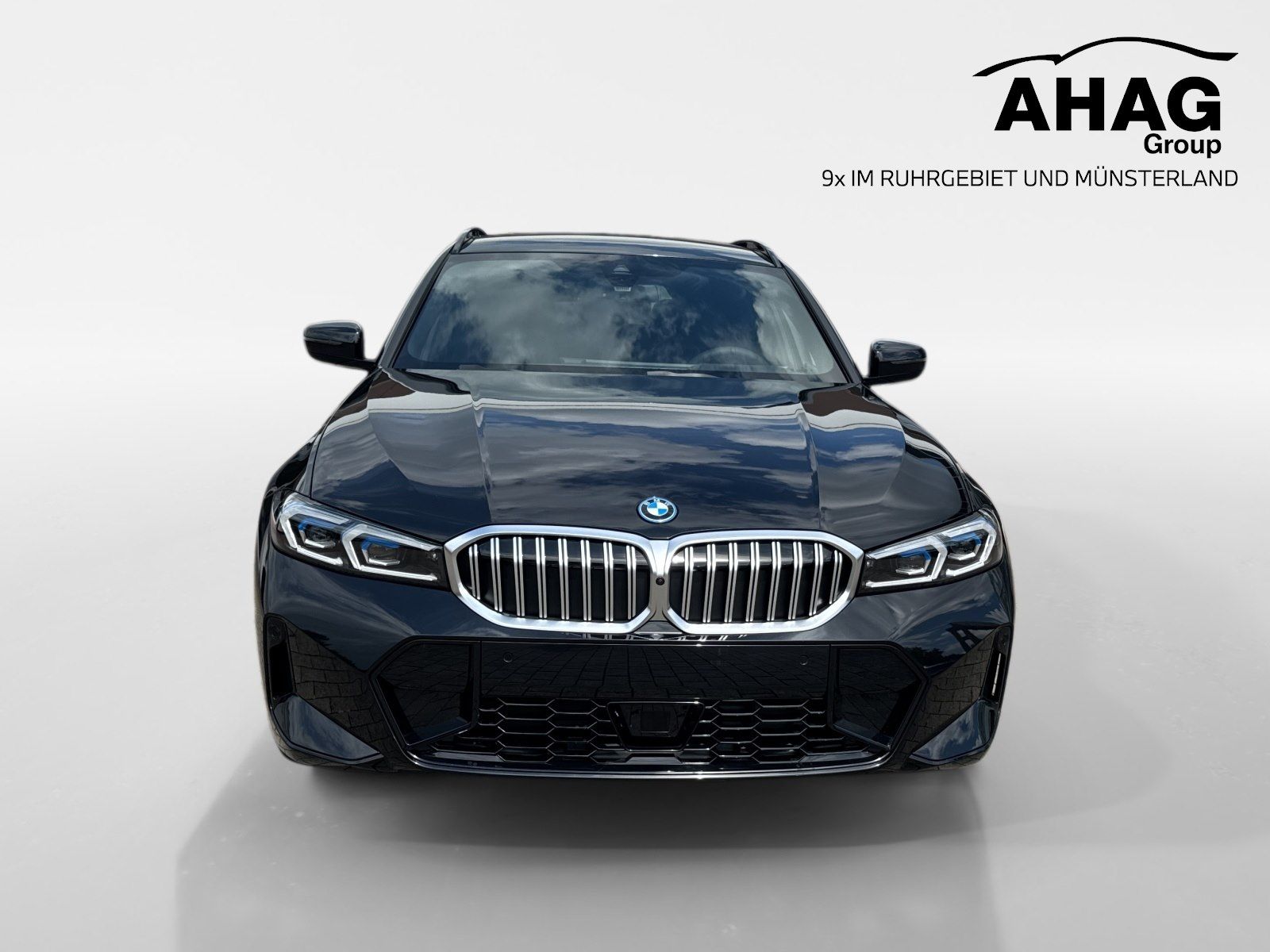 BMW 330e imagem 2