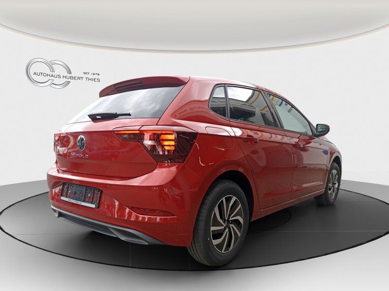Fahrzeugabbildung Volkswagen Polo 1.0 TSI DSG Life