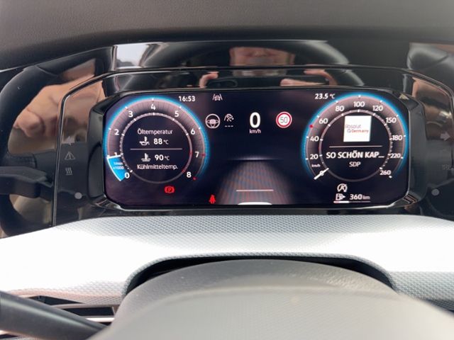 Golf VIII LIFE GOAL 1.5 TSI REAR VIEW NAVI AHK L