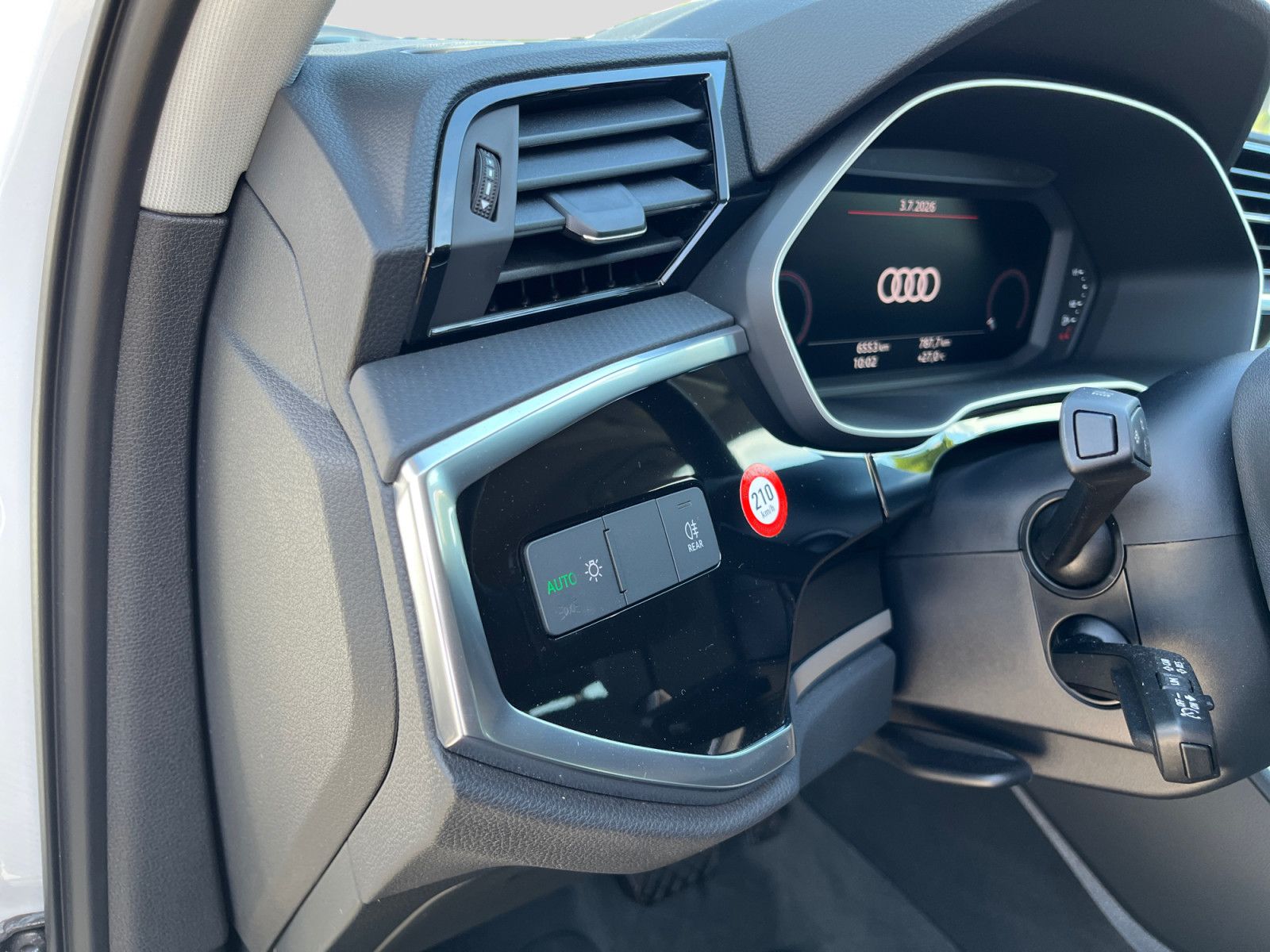 Audi Q3 Sportback 35TFSI S-tronic S line LED Navi AHK foto 13