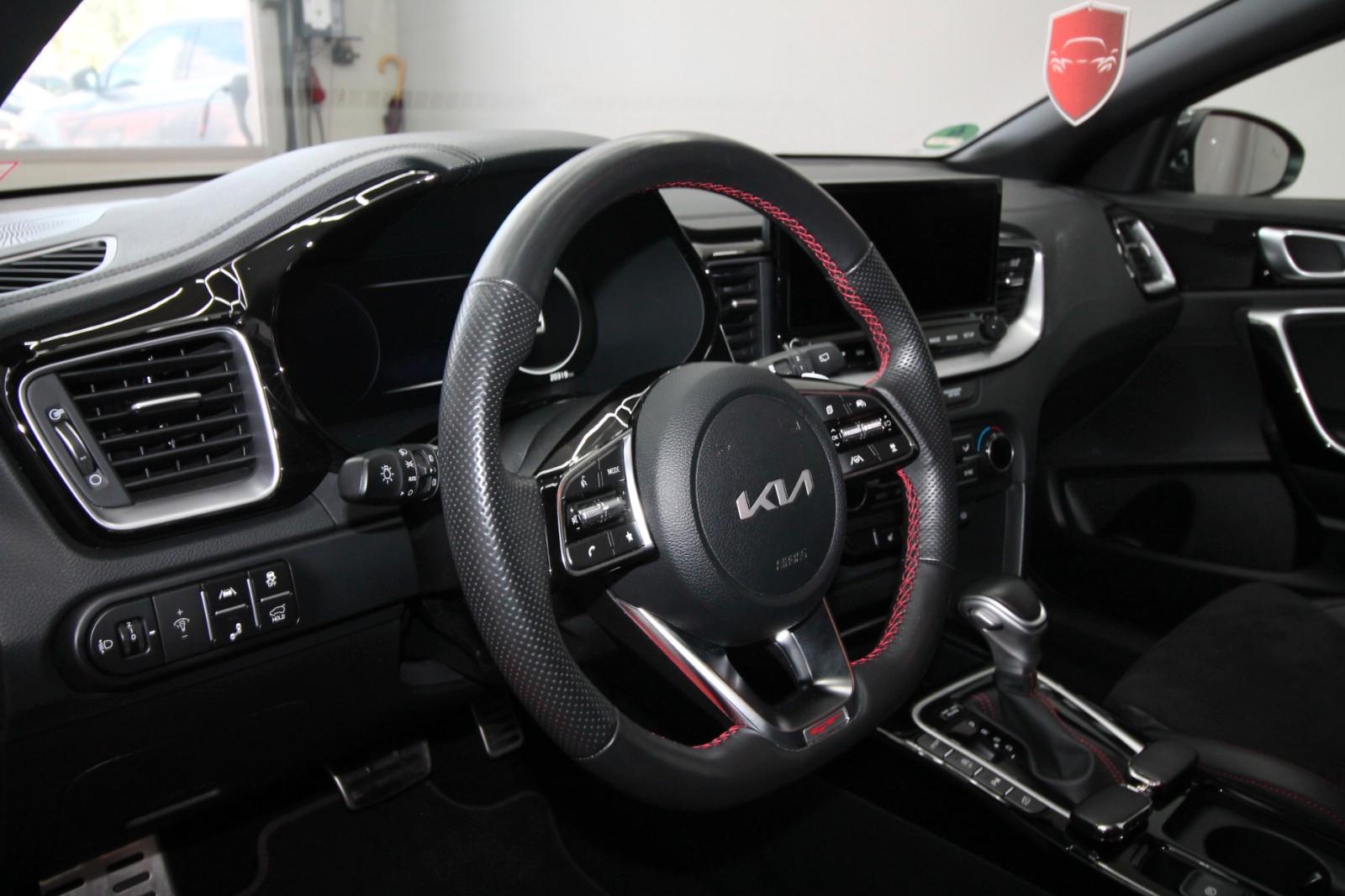 Kia ProCeed GT 1,6 T-GDi LED Virtual ACC Kamera Klap