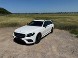Mercedes-Benz E 250 T AMG Line - Mercedes-Benz E-Klasse Gebrauchtwagen in Leipzig