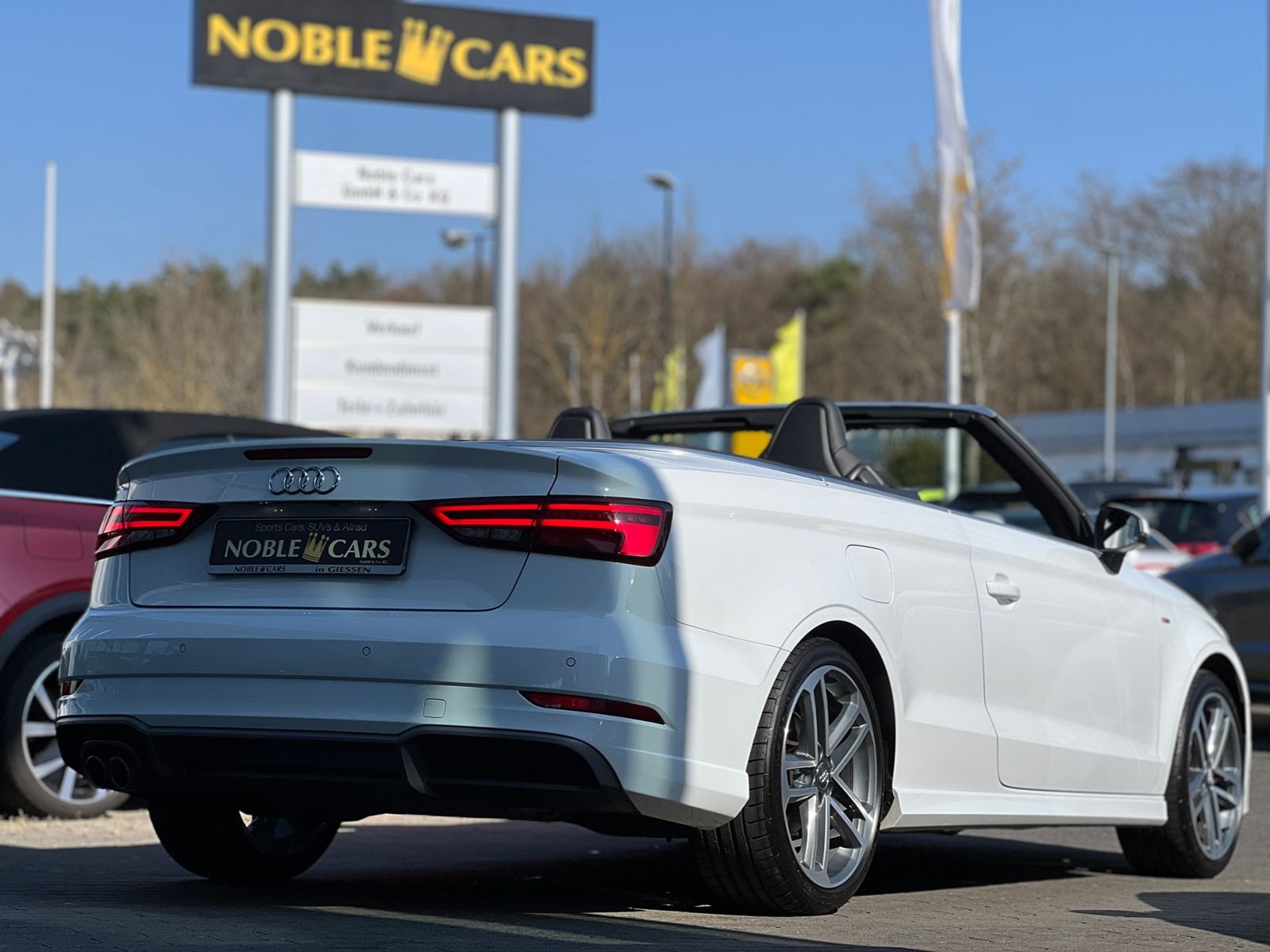 Fahrzeugabbildung Audi A3 Cabriolet S line sport LED NAV SHZ PDC 18"