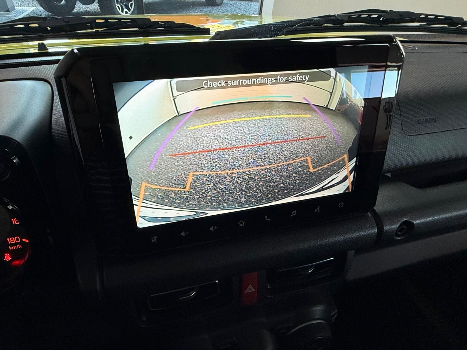 Fahrzeugabbildung Suzuki Jimmy GLX 4-TÜRER AUTOMATIK