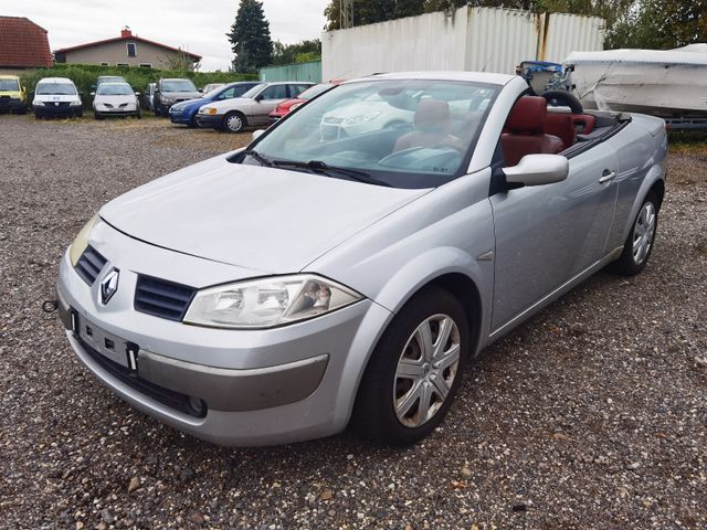 Renault Megane II Coupe / Cabrio Dynamique, MOTORSCHADEN