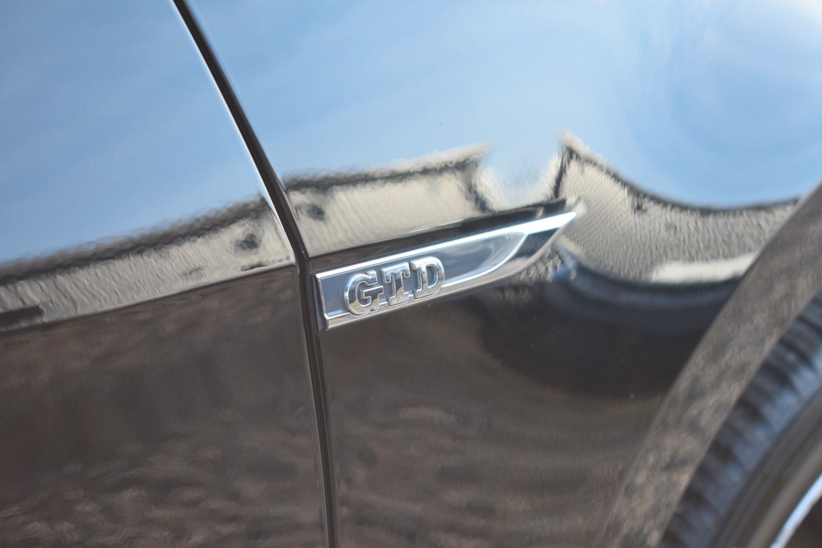 Fahrzeugabbildung Volkswagen Golf VII Lim. GTD BMT/Start-Stopp DYNAUDIO