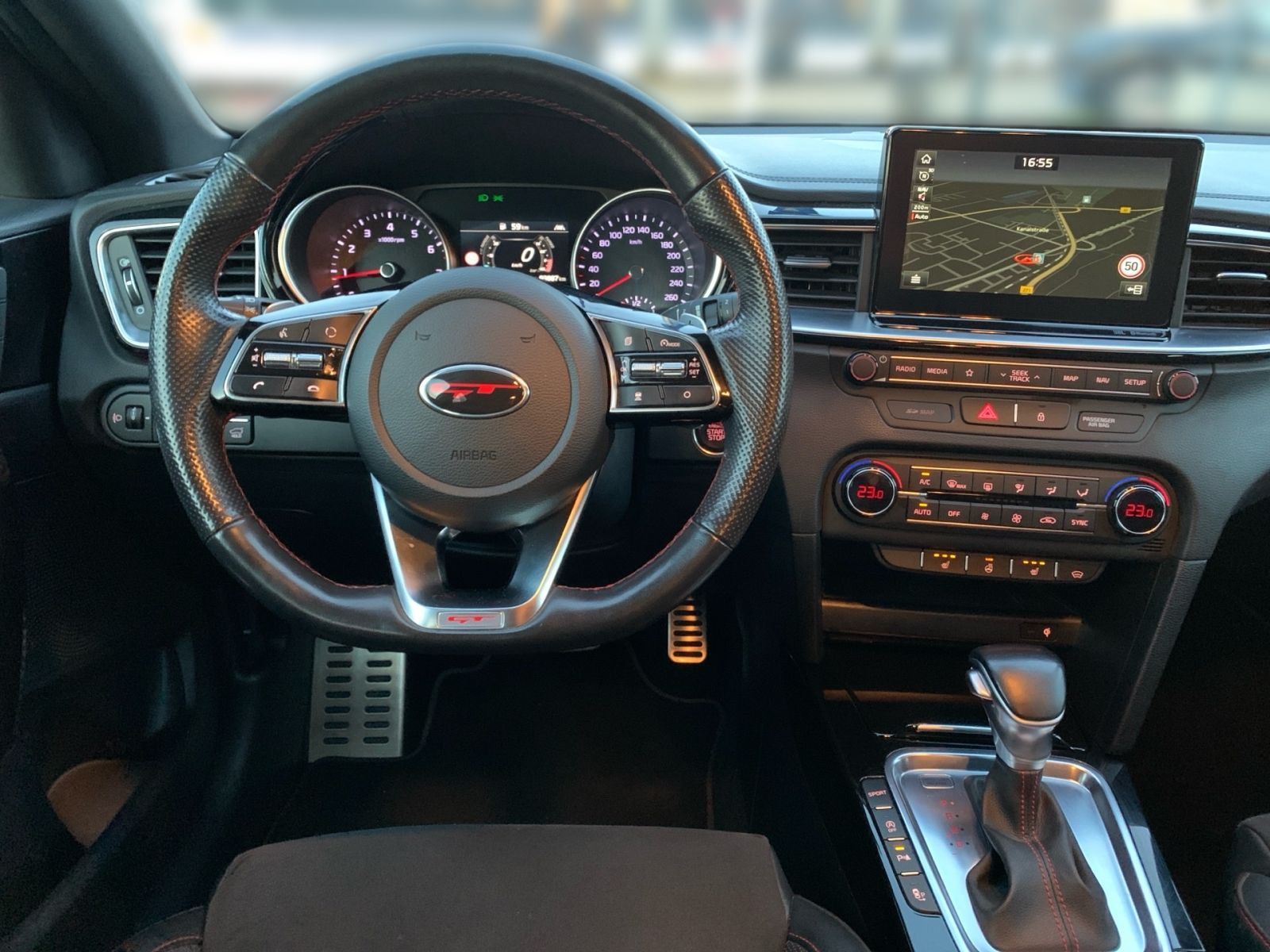 Fahrzeugabbildung Kia Proceed 1.6 T-GDI 7-DCT GT AHK Sportauspuff