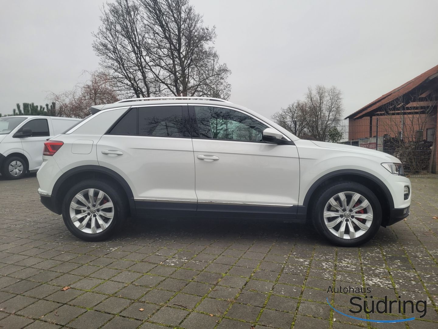 T-Roc 1.5 TSI Sport DSG AHK Navi ACC El. Heckkl.