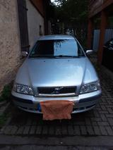 Volvo V40 2.0  LPG + Benzin - gebrauchte Volvo V40 aus dem Jahr 2001