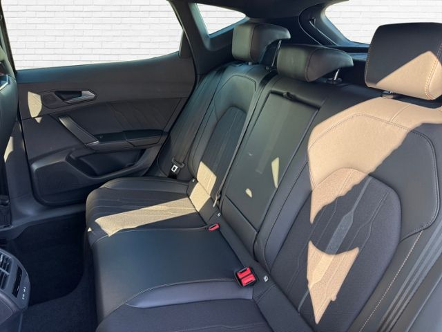 Fahrzeugabbildung CUPRA Formentor VZ 1.4 e-Hybrid KLIMA LED NAVI ALU