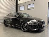 Audi RS3 Lim. 2.5 TFSI quattro/1. Hand/Pano/KeyLess - Audi RS3 in Köln