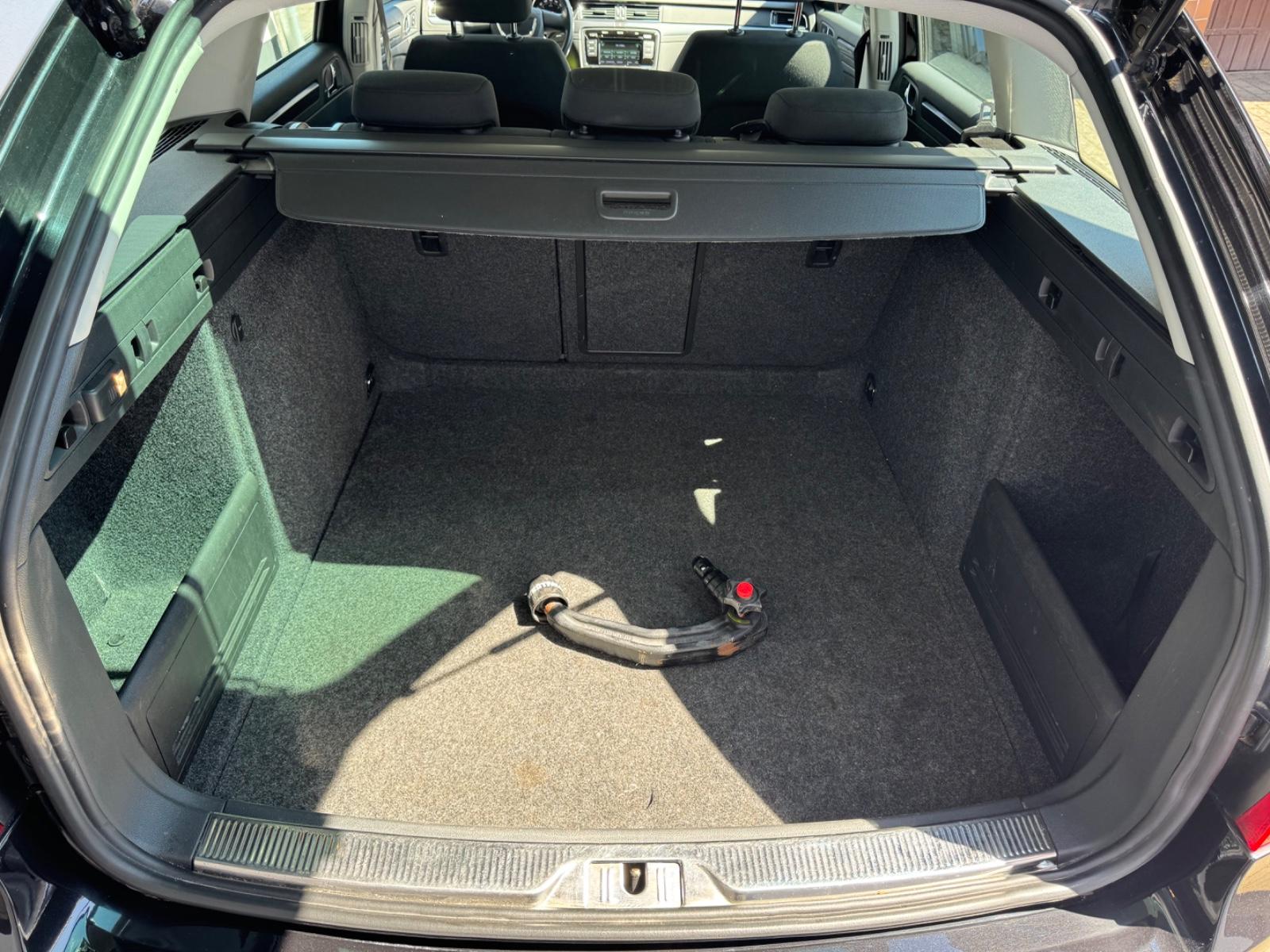 Skoda Superb Combi Active *1.Hand*Garantie*AHK*