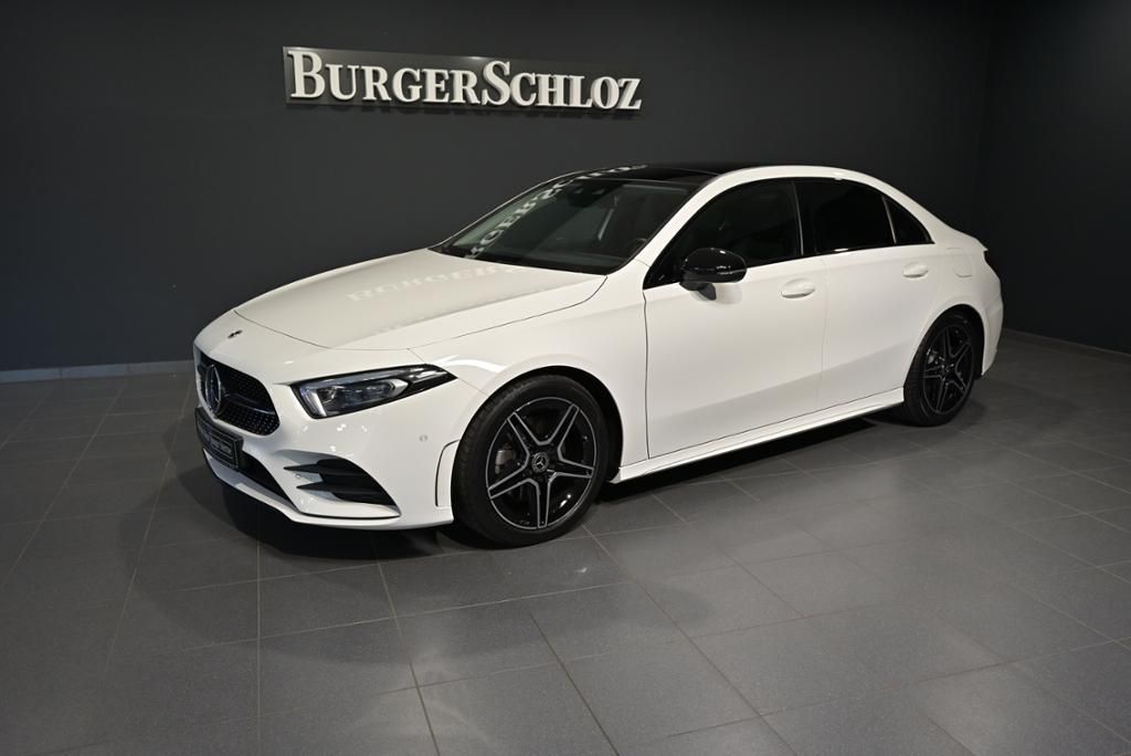 MERCEDES-BENZ A 220 d 4M LIMO/AMG/AHK/LED/NAVI