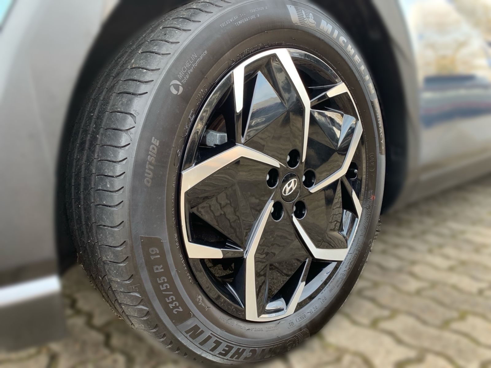 Fahrzeugabbildung Hyundai IONIQ 5 Elektro 72,6 kWh Navi AHK LED 1Hd