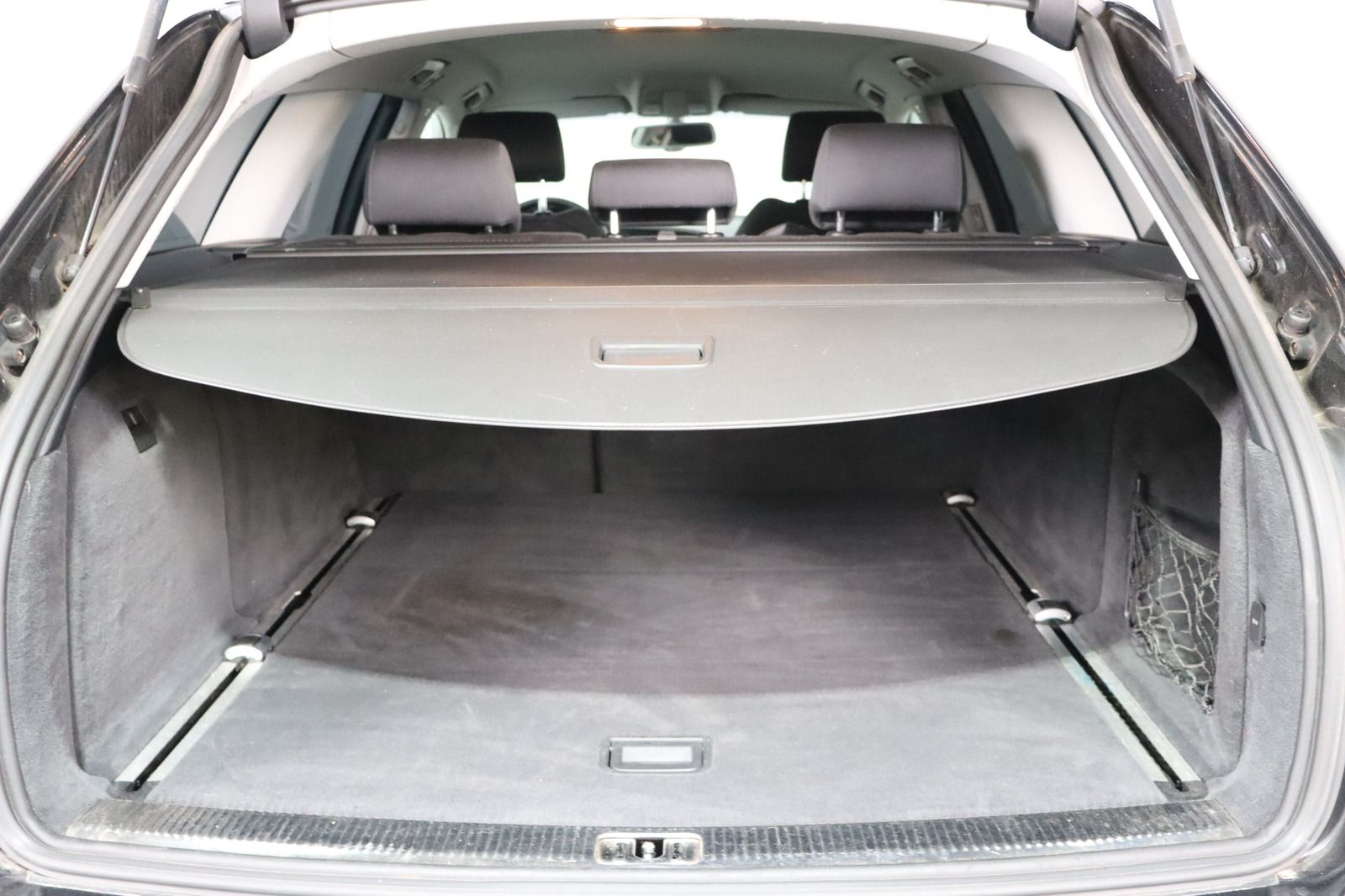 Fahrzeugabbildung Audi A6 2.0 TDI multitronic Avant * Xenon * AHK * PDC