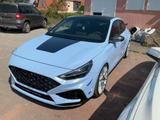 Hyundai i30 Fastback N Performance PANO+LOW+AGA+LED+NAVI - Hyundai i30 Gebrauchtwagen in Leipzig