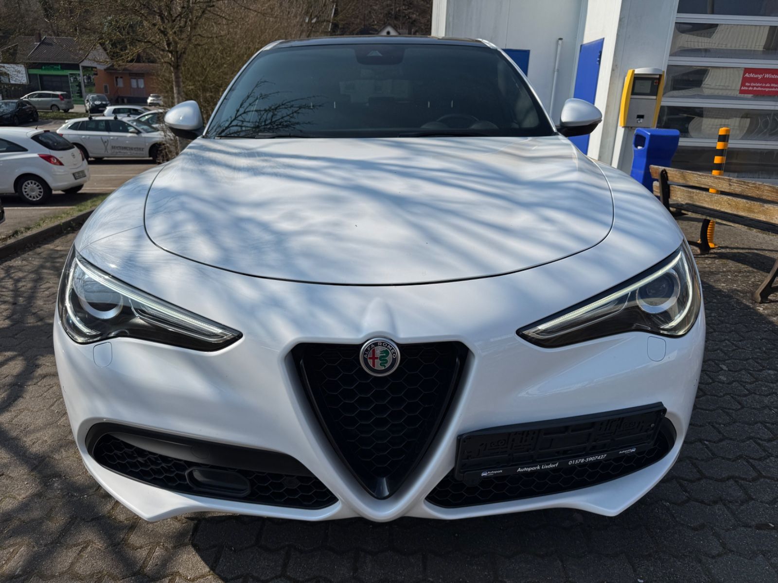 Fahrzeugabbildung Alfa Romeo Stelvio Veloce Q4 Panorama+Leder+LED+Navi+Kamera