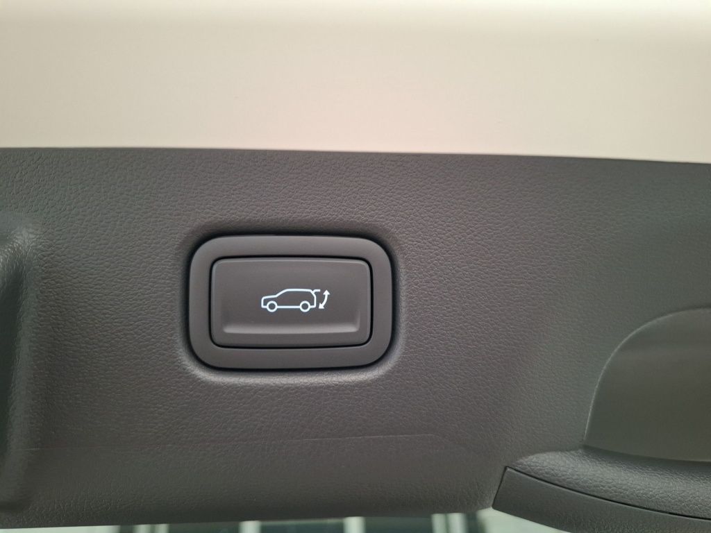 Fahrzeugabbildung Hyundai KONA 1.6 GDI 2WD DCT Prime 2xKlima 360 ACC AUT