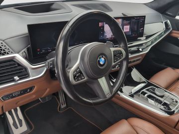 BMW X7 - 8