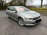 Volkswagen Passat 1.8 TSI Highline*DSG*NAV... - Volkswagen Passat mit Benzin-Antrieb: Kombi, 1.8
