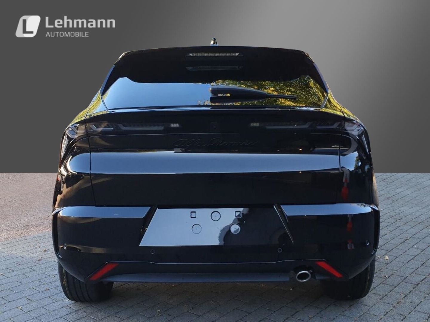 Fahrzeugabbildung Alfa Romeo Junior Ibrida Q4 1,2 VGT 107kW - sofort -