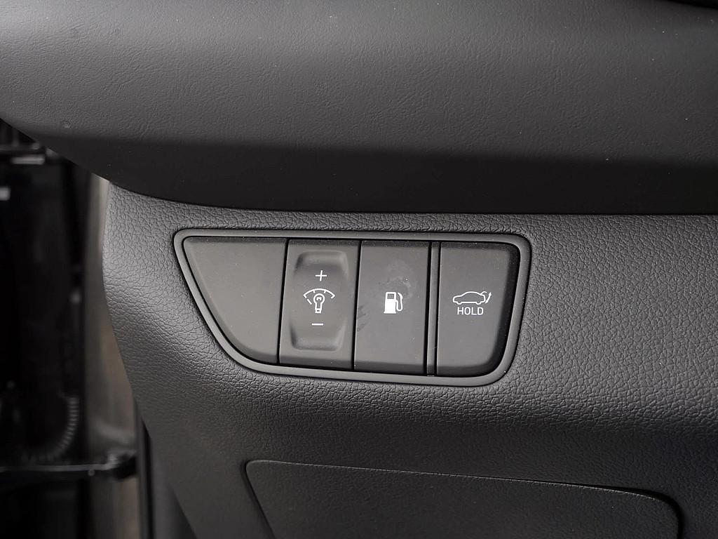 Genesis G70 Shooting Brake 2.2 Sport LED HUD ACC LEDER