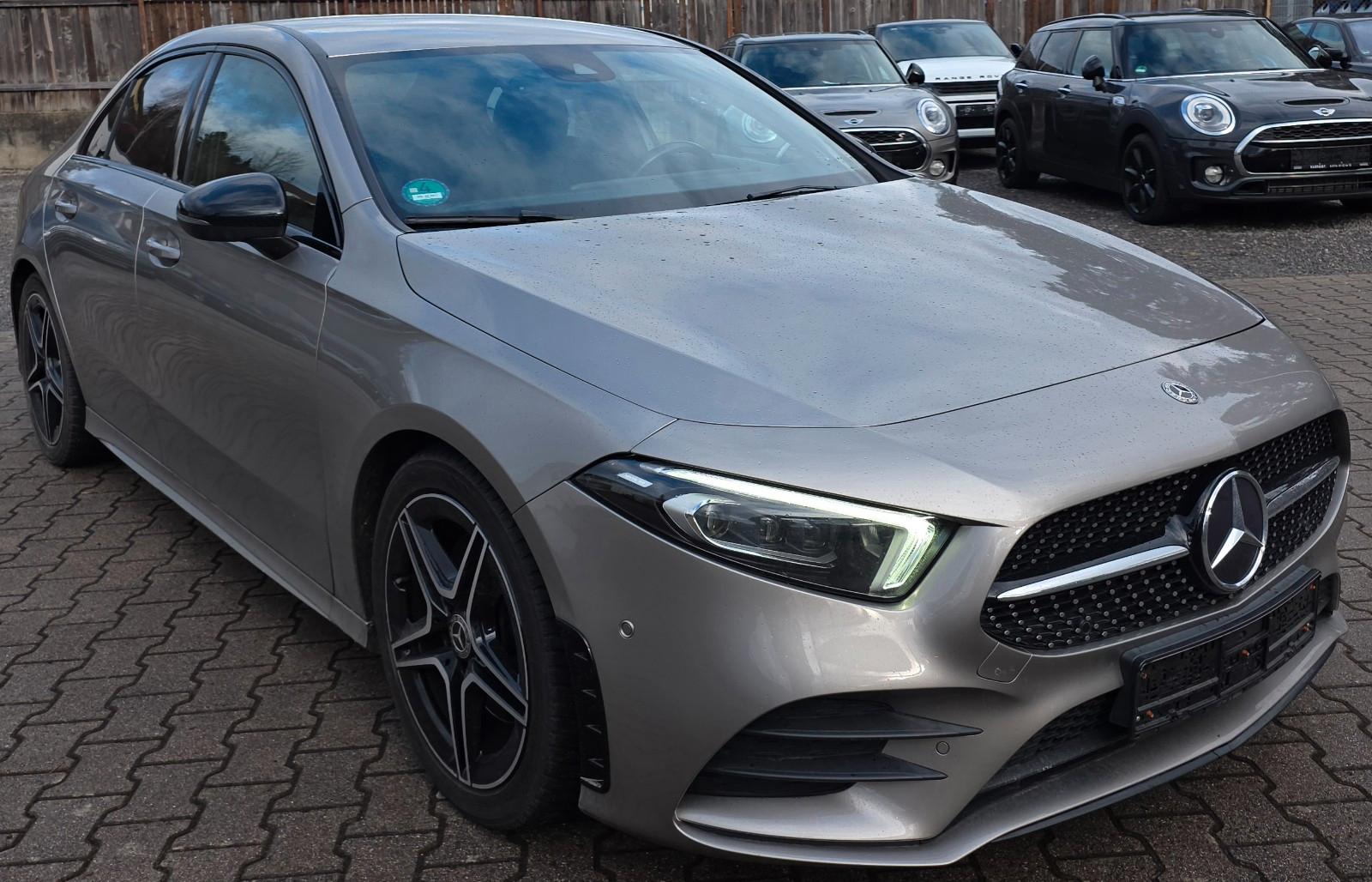 Mercedes-Benz A 220 4Matic AMG/LED/NAV/KAMERA/LKA/STANDHEIZUNG