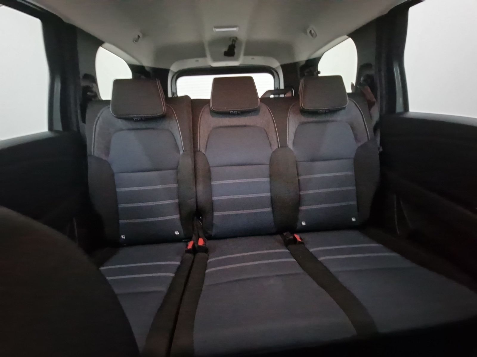 DACIA Jogger Journey Hybrid 155 7-Sitzer – Bild 13