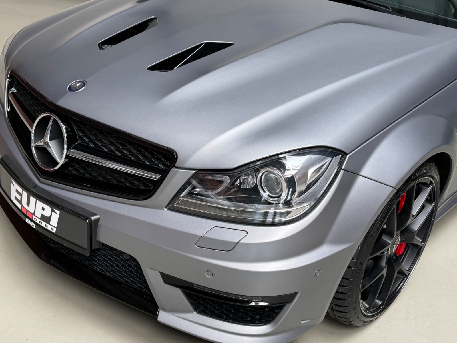 Fahrzeugabbildung Mercedes-Benz C 63 AMG T Edition 507