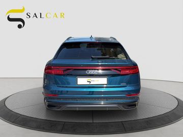Audi Q8 - 6