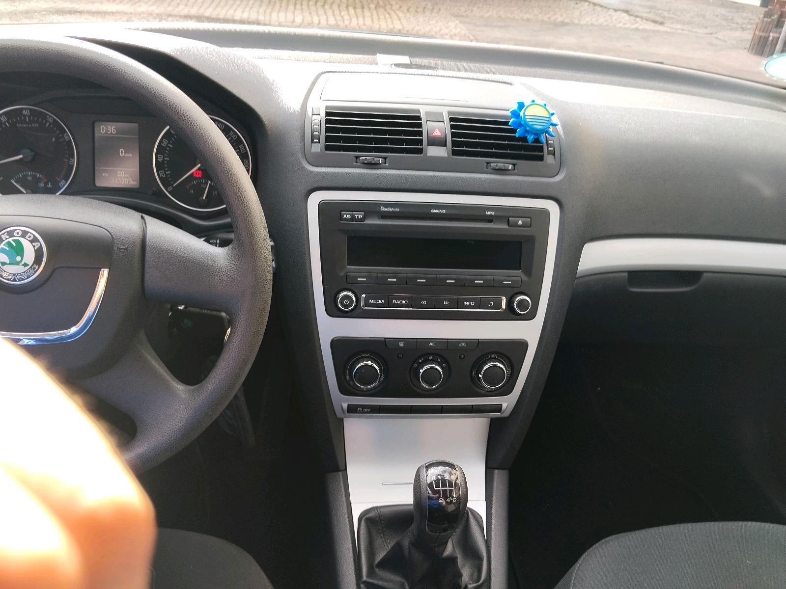 Skoda Octavia 2009 — photo 10