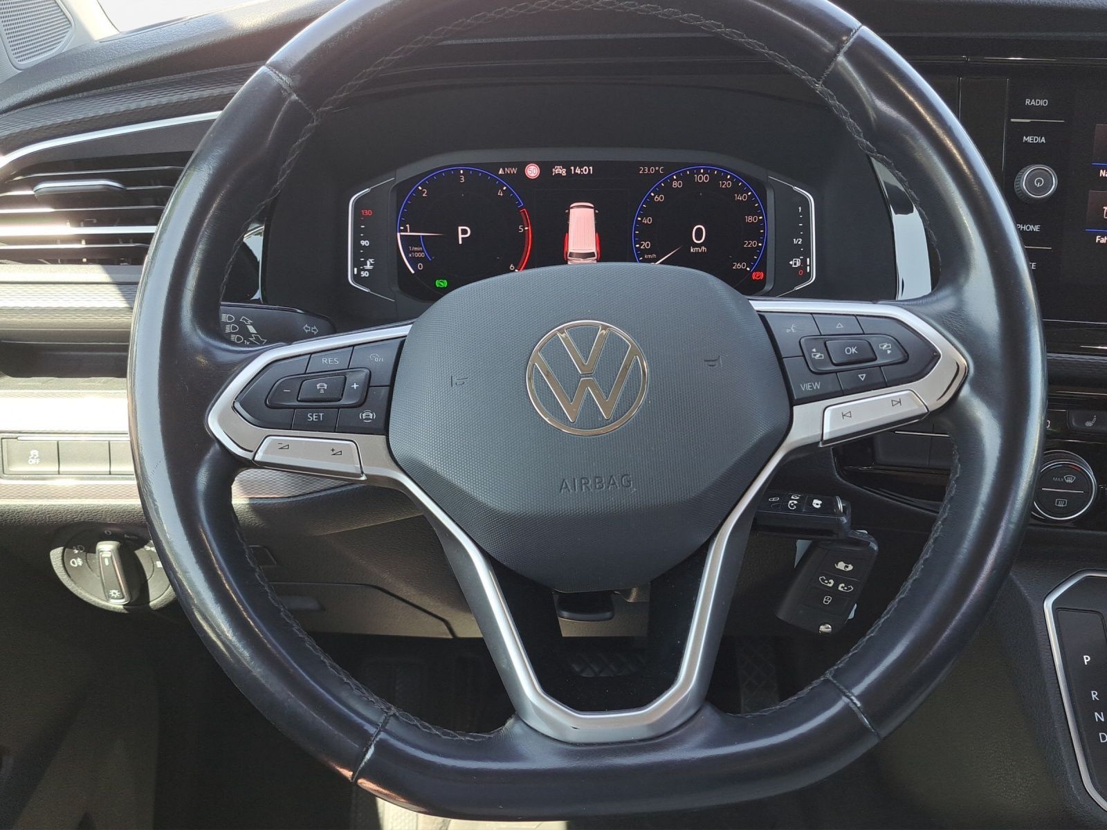 Volkswagen T6.1 Multivan Highline 2.0 TDI Stand RFK LED ACC foto 7