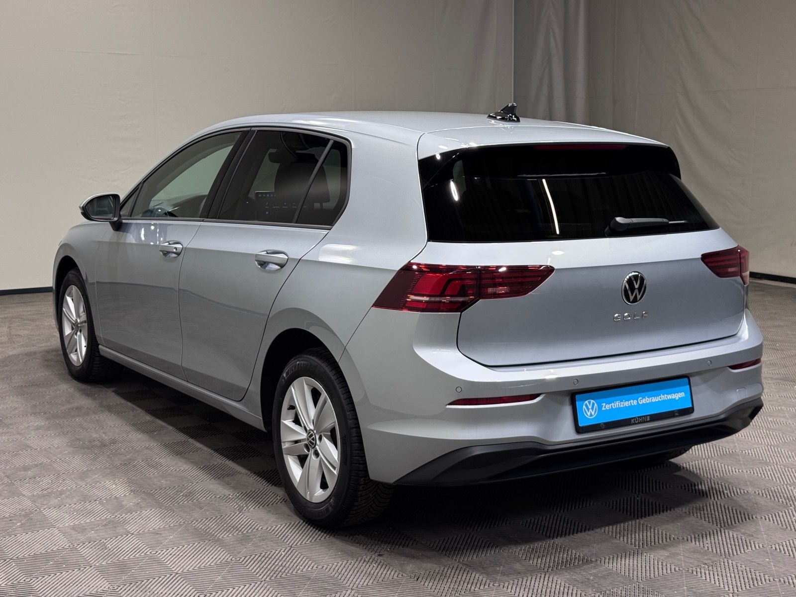 Volkswagen Golf Life 1.5 TSI LED ACC RÜKA APP-CONNECT DAB foto 5