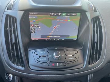 Ford Kuga - 10