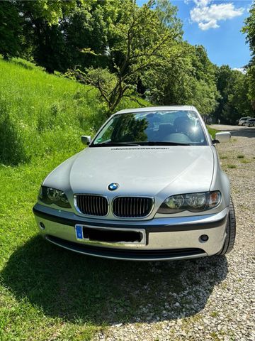 BMW 318i