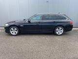 BMW 520i Touring *XENON*PDC*Anhängerkupplung* - BMW 5er Reihe aus 2011: Kombi