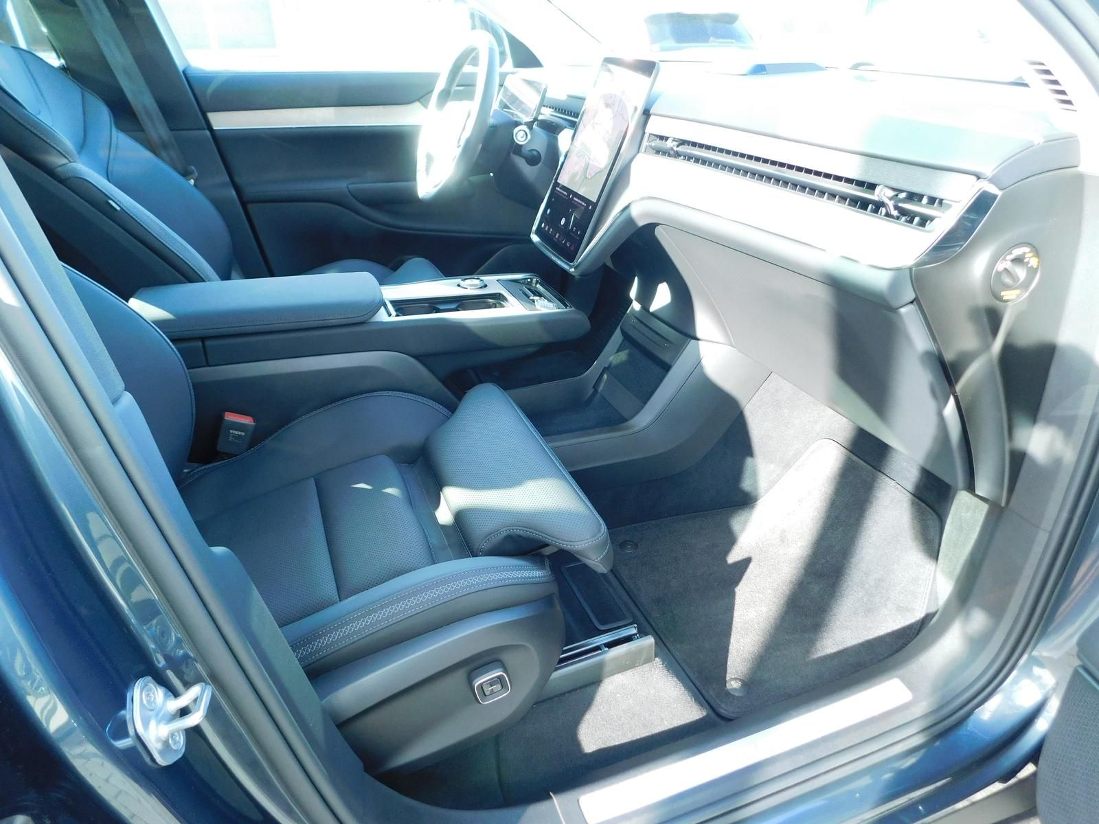 Fahrzeugabbildung Volvo Plus Executive Edition